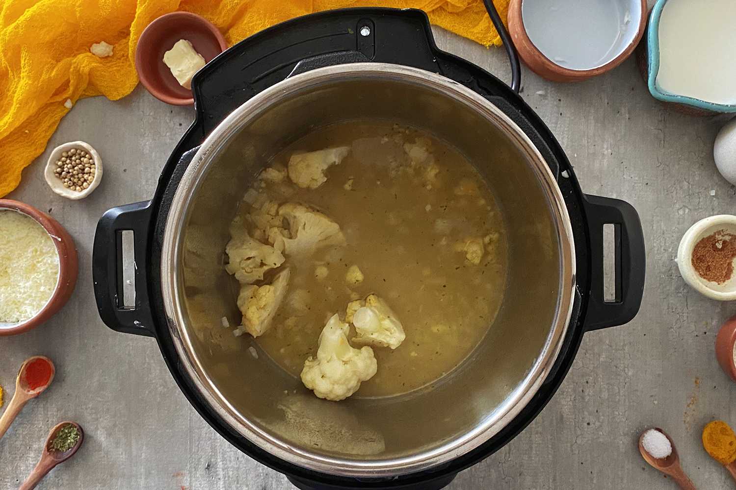 Instant Pot Cauliflower Cheese Soup