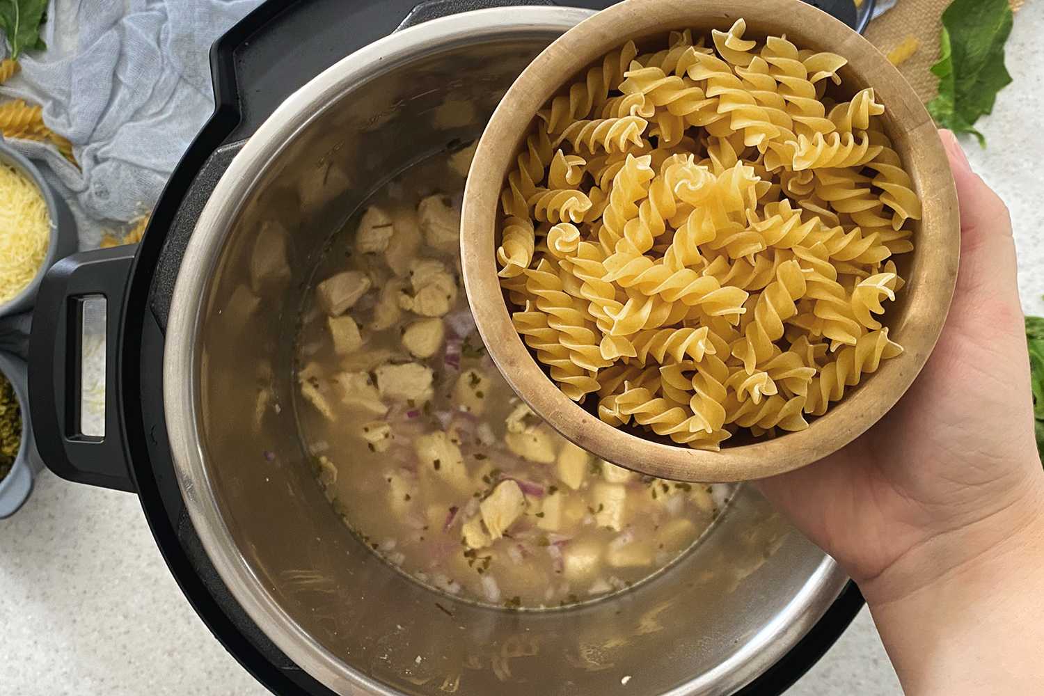 Instant Pot Pesto Chicken Pasta