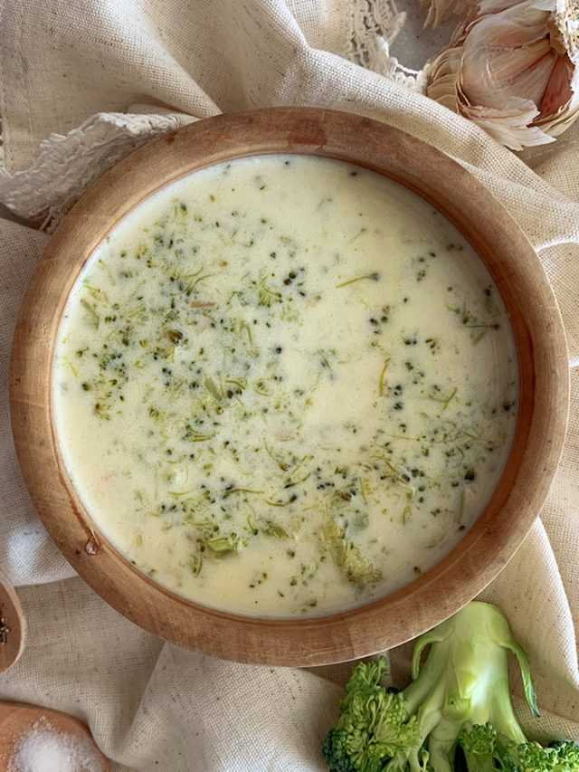 Instant Pot Broccoli Cheese Soup for Dinner