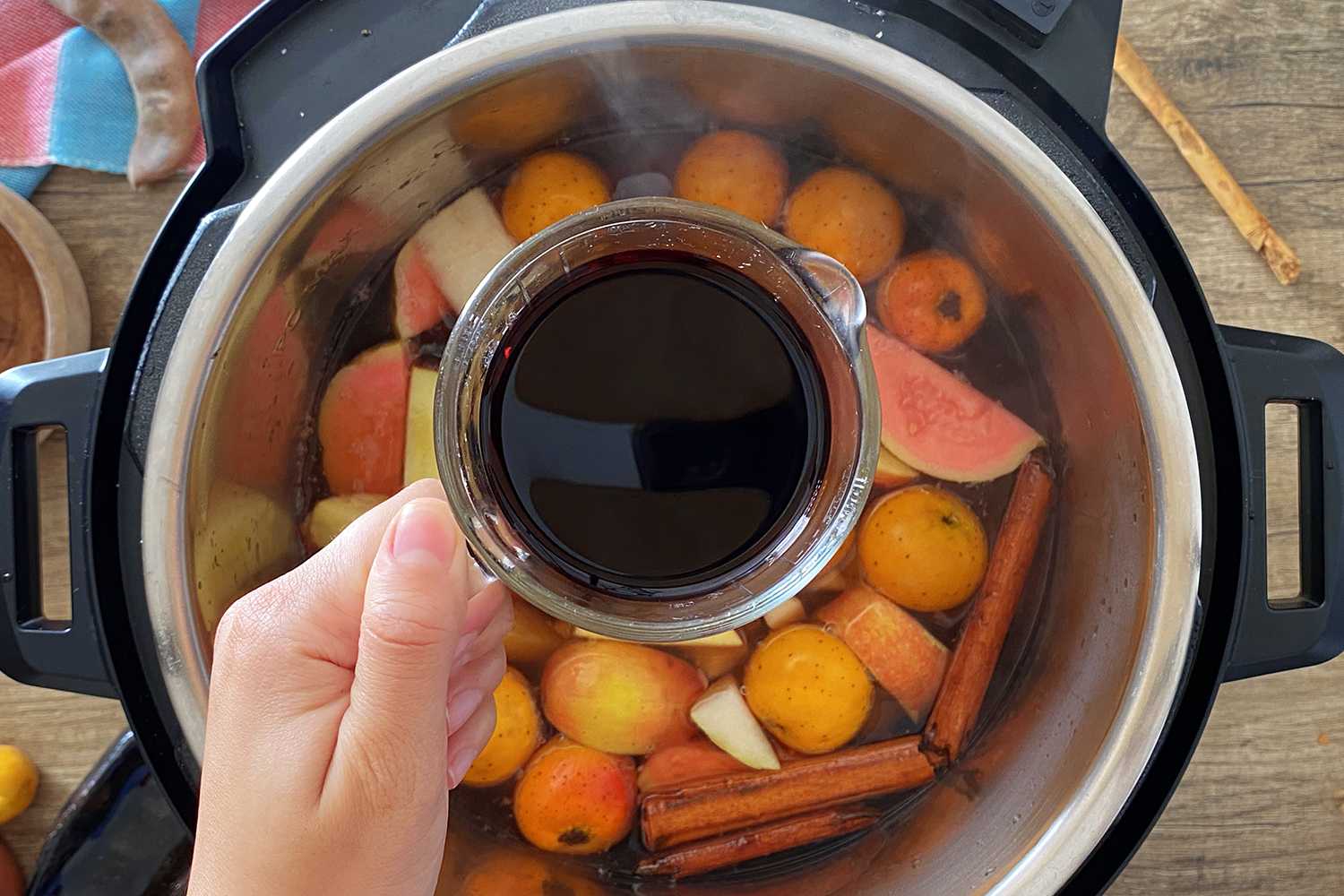 Instant Pot Christmas Traditional Mexican Ponche