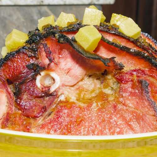 bone in ham with pineapples