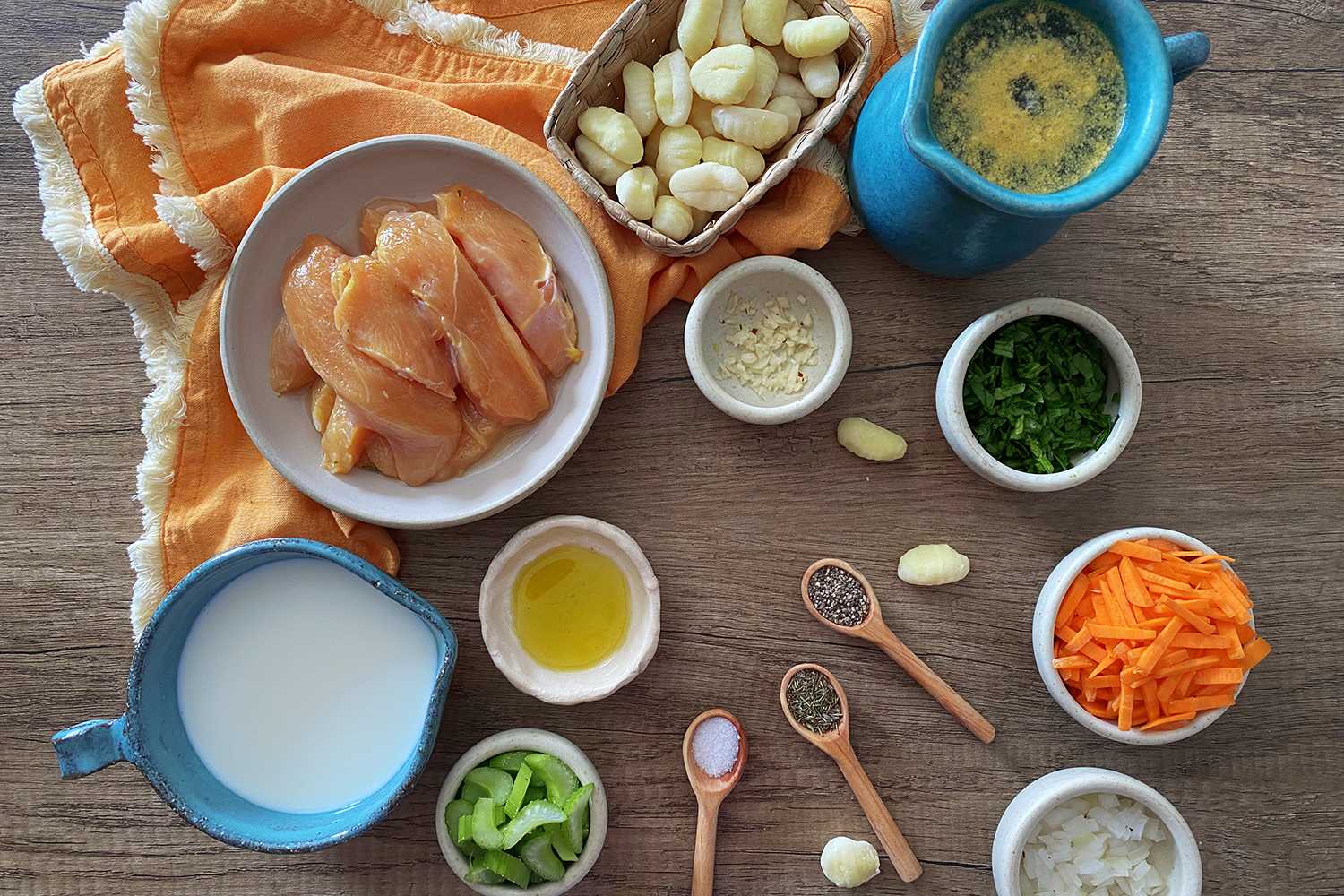 ingredients needed to make instant pot chicken gnocchi soup 