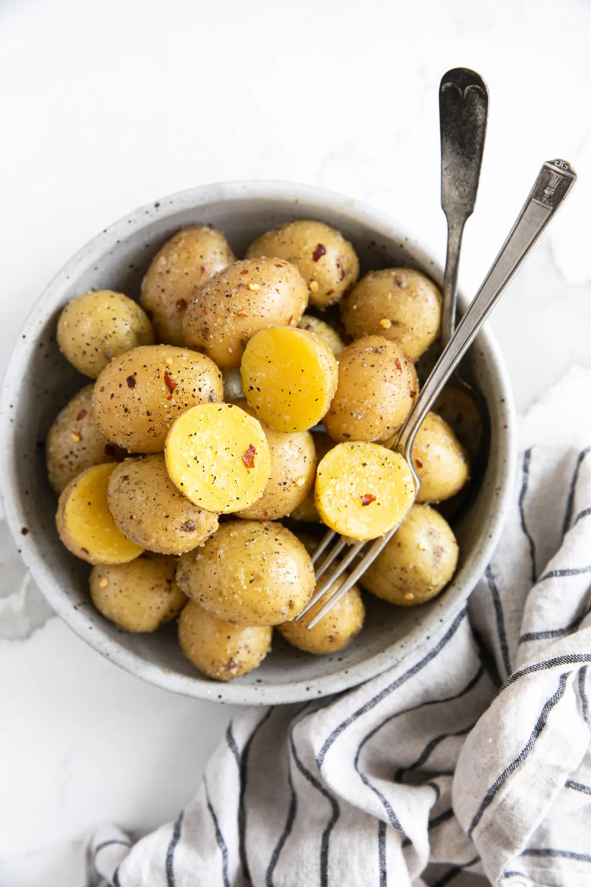 Garlic Butter Boiled Potatoes