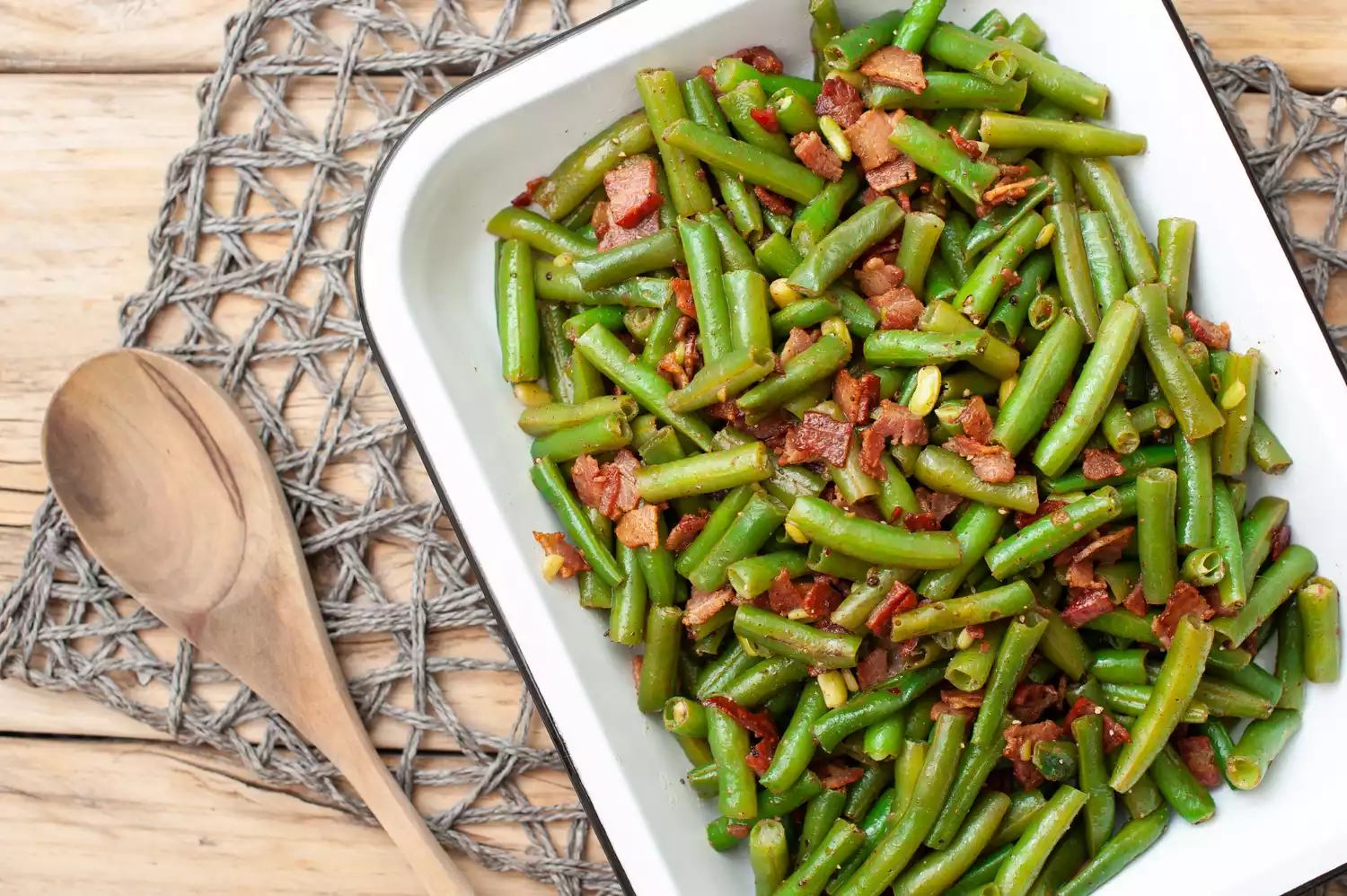 Green Beans With Bacons