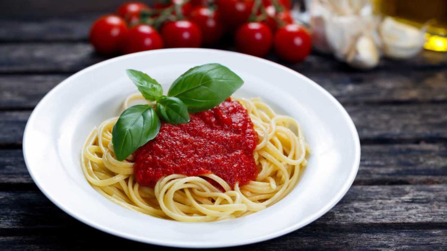 Spaghetti and Marinara Sauce