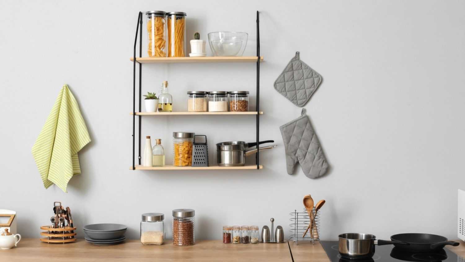 Organised kitchen shelf