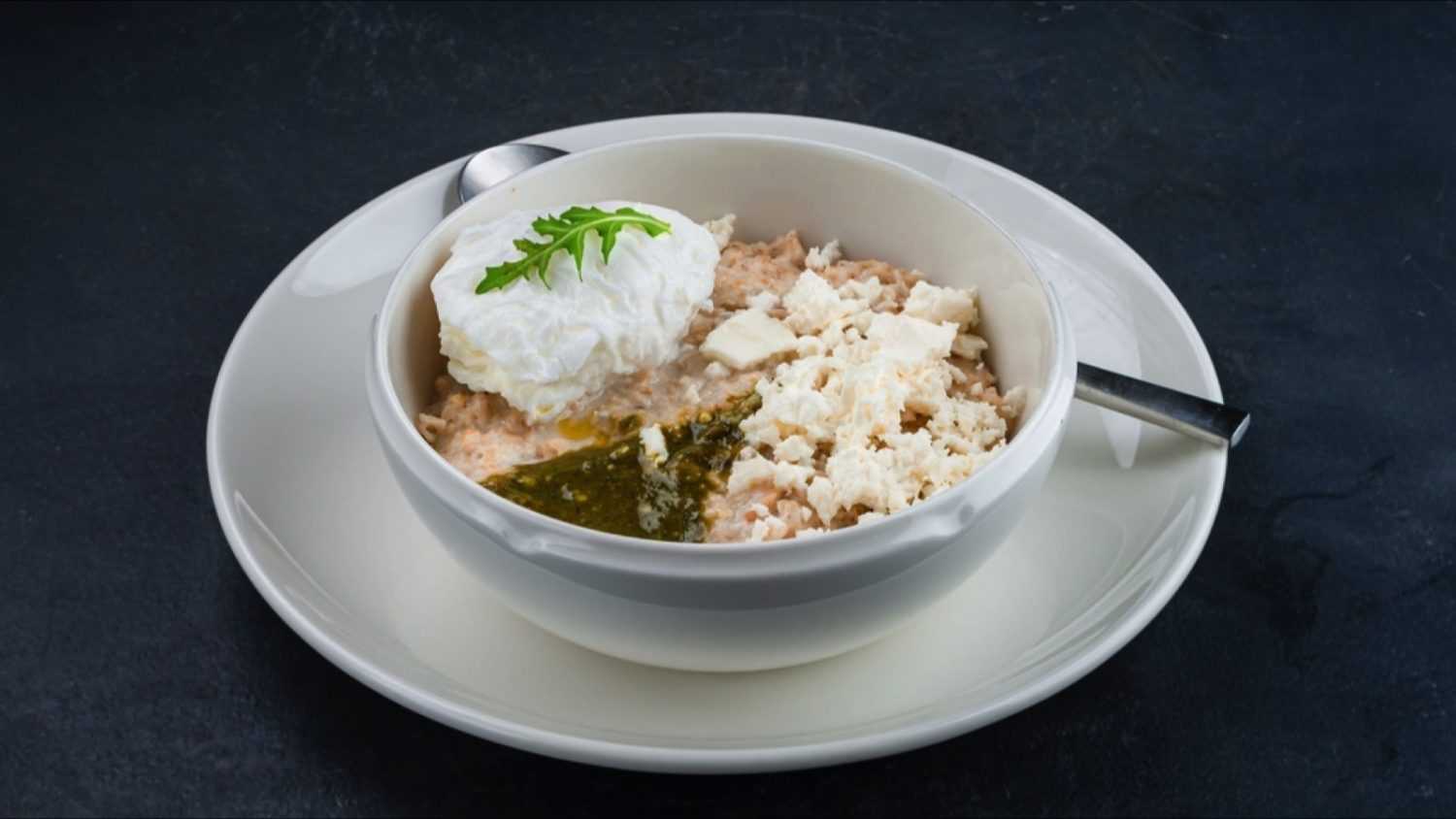 Oatmeal with Goat Cheese