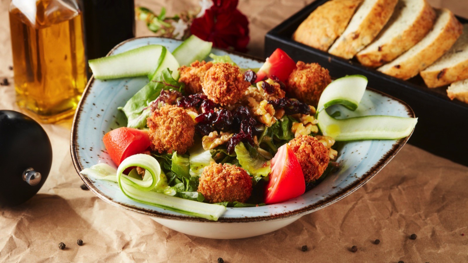 Mediterrenean Falafel Salad
