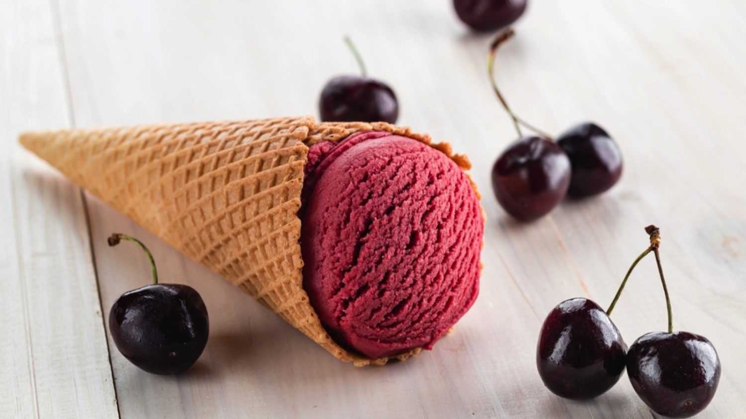 Cherry cone ice cream