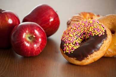 apples vs donuts