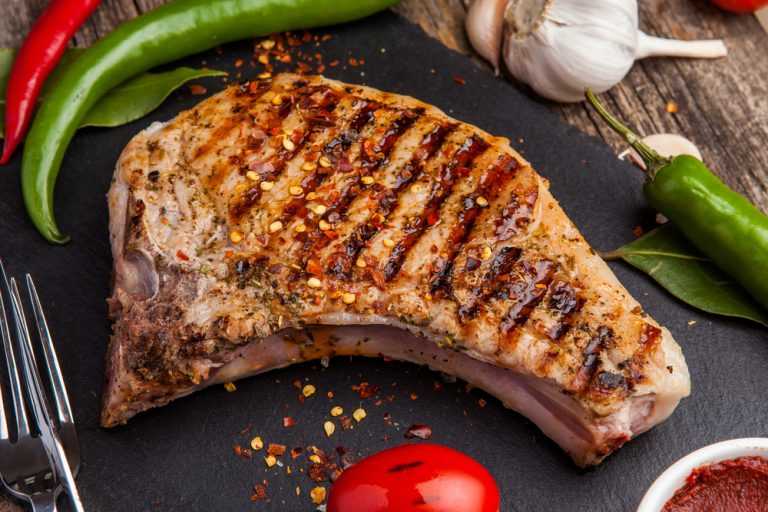15 Pork Chop Recipes So Good, You'll Regret Not Making Them Sooner ...